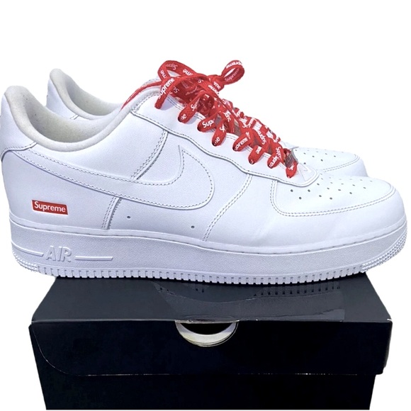 authentic Supreme Nike Air Force 1 sneakers | Supreme laces | Supreme logo - Picture 6 of 8